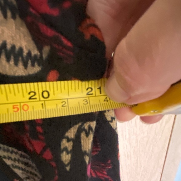 CREATION Soft Light Fuzzy Crew Neck Cardigan with Feline CATS all over print M - Picture 10 of 11